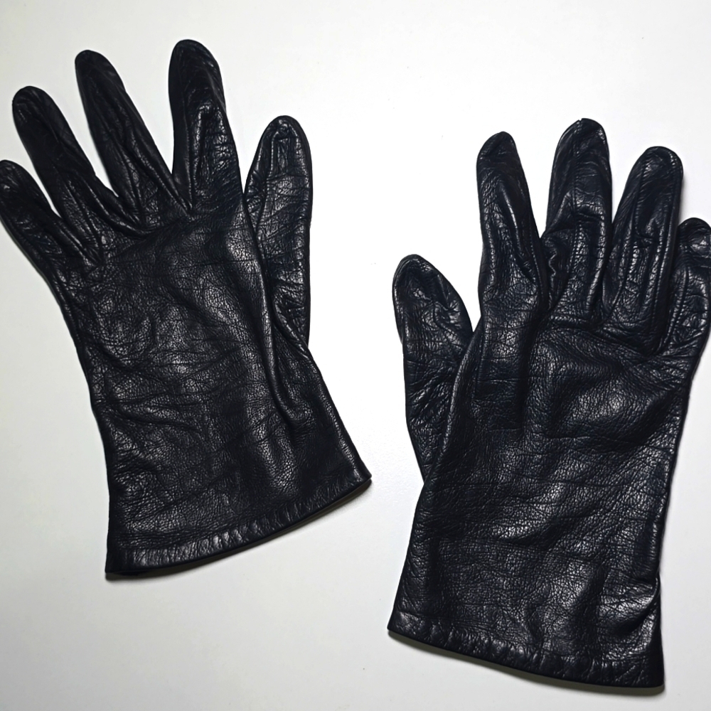 PORTOLANO 100% Leather and Silk Lined Gloves Slim